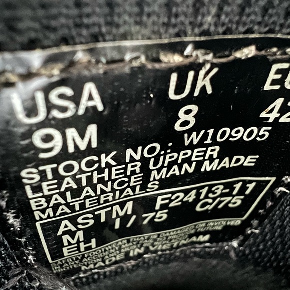 Men’s Wolverine Our Shocks steel toed shoes - Picture 6 of 7